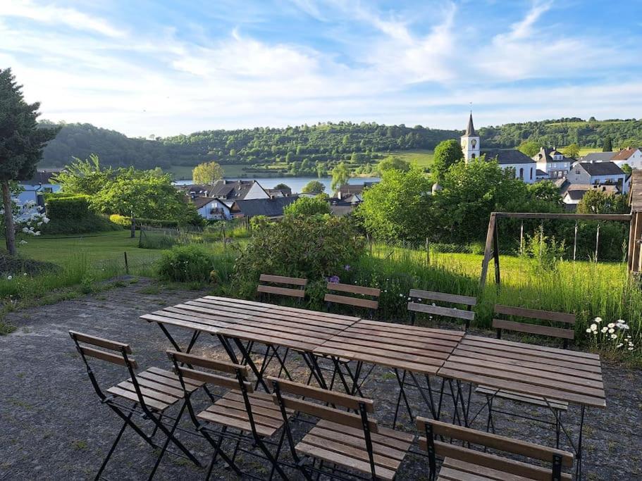 Haus Mit Idyllischem Seeblick Schalkenmehren Exterior foto