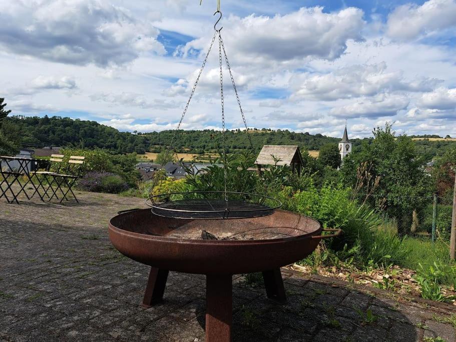 Haus Mit Idyllischem Seeblick Schalkenmehren Exterior foto