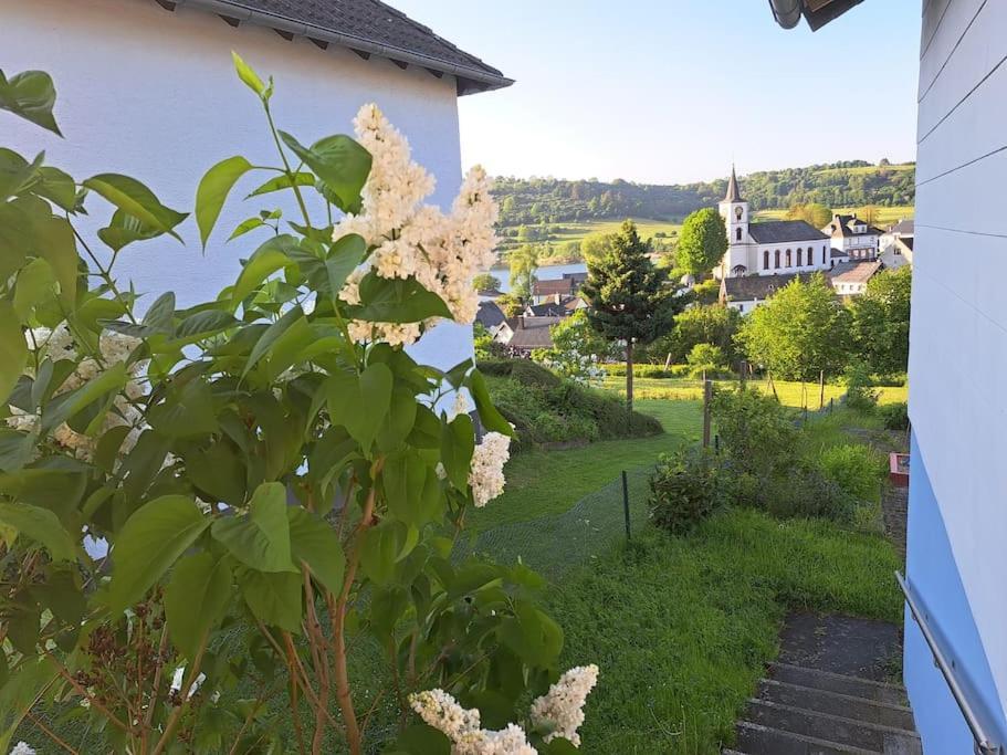 Haus Mit Idyllischem Seeblick Schalkenmehren Exterior foto